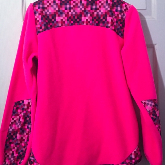 Fleece - Picture 2 of 3