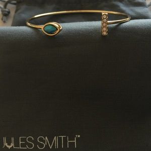 Pavé Bar and Stone Cuff