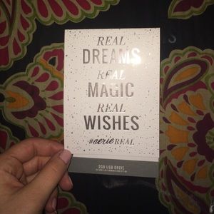 Never used Arie flash drive