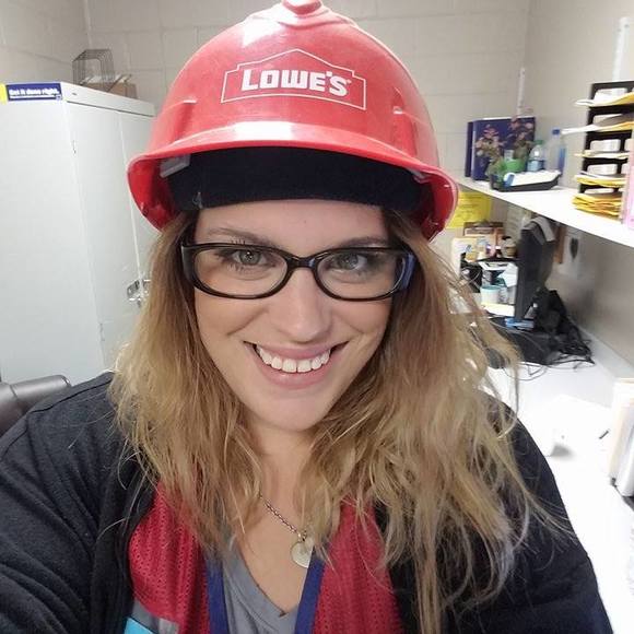 Meet your Posher, Carrie - Picture 1 of 1