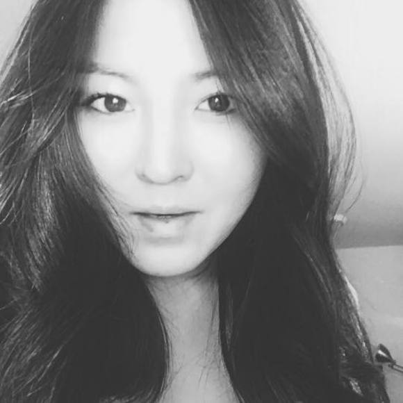 Meet your Posher, Jennifer - Picture 1 of 1