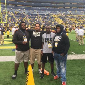 Meet your Posher, Carlton