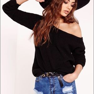 Off shoulder knitted sweatshirt NWT