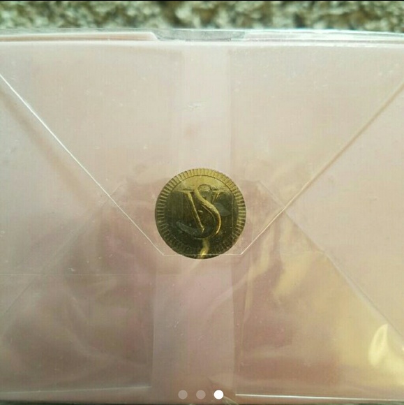 Victoria's Secret Glamour Perfume - Picture 3 of 3