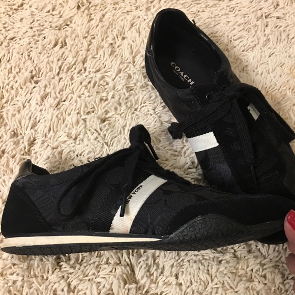 Coach Kortney swede canvas & patent leather shoes - Picture 2 of 4