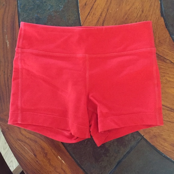 Athleta compression shorts