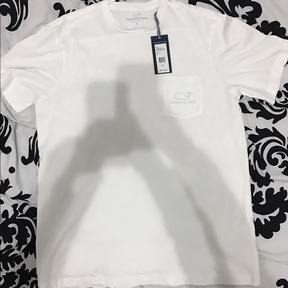 Vineyard vines shirt