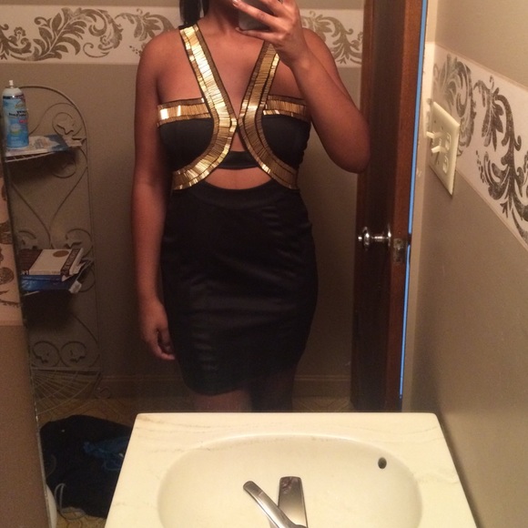 Black and Gold Dress - Picture 1 of 3