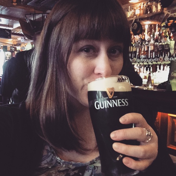 Meet your Posher, Lisa - Picture 1 of 1