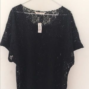 Short sleeve see-thru lace shirt