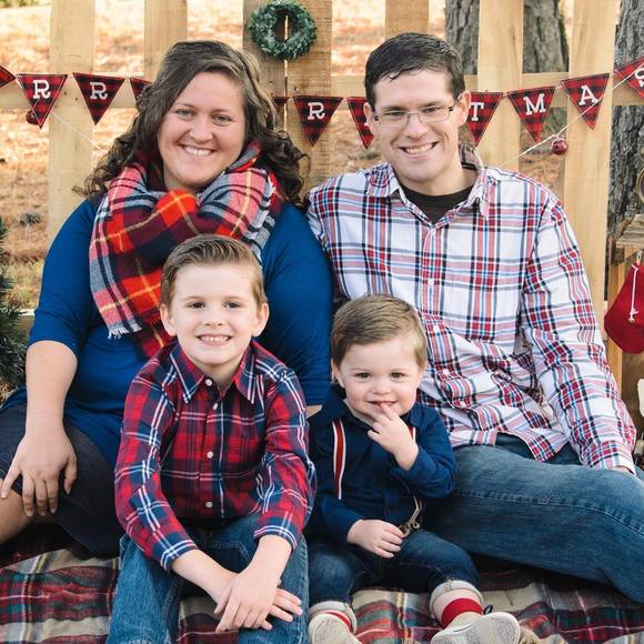 Meet your Posher, Nicole - Picture 1 of 1