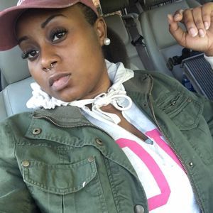 Meet your Posher, Safiya