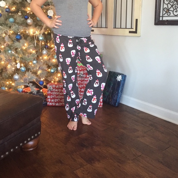 Cute snowman PJs!