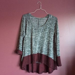 Urban Outfitters sweater size M/L