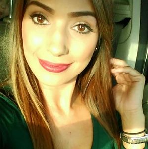 Meet your Posher, Karina