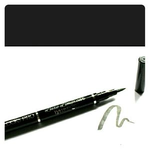 5 STAR! Luxe Longwear Eye Liner hot!!