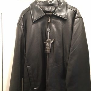 Men's leather bomber jacket/ LAST CALL 45$