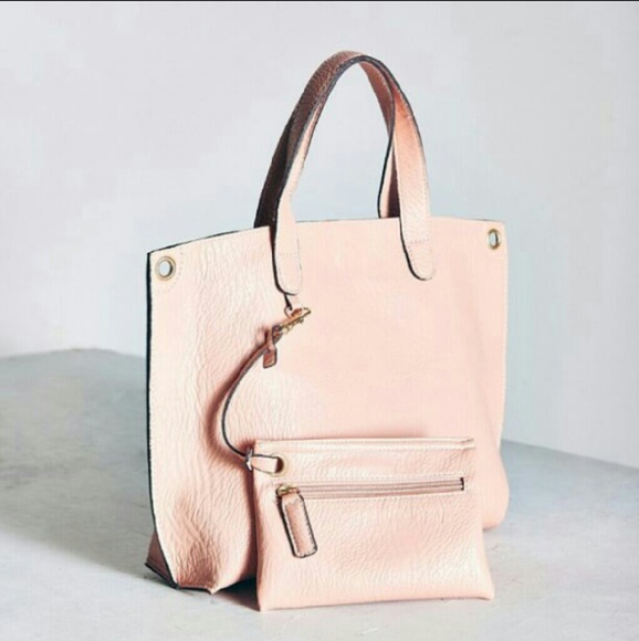 URBAN OUTFITTER VEGAN LEATHER REVERSIBLE TOTE