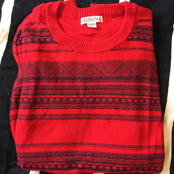 Comfty red holiday sweater! Slightly worn! - Picture 1 of 4