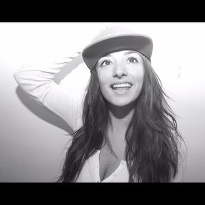 Meet your Posher, Ariel