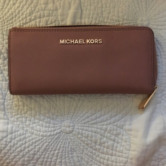 ISO MK DUSTY ROSE WALLET