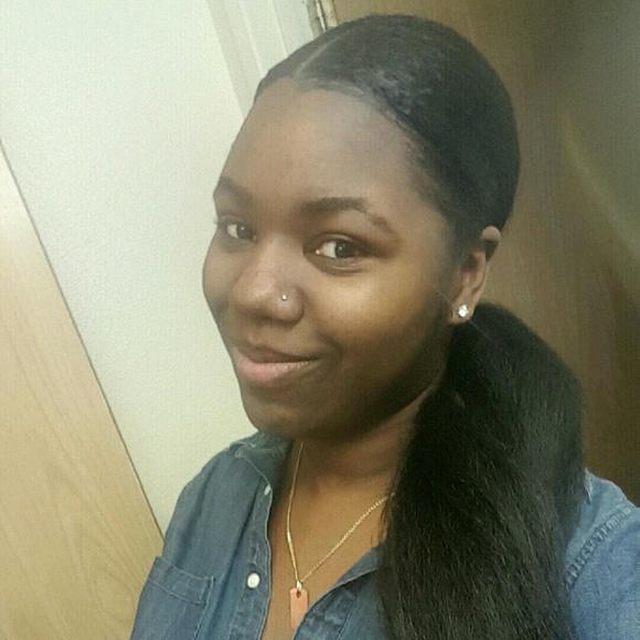 Meet your Posher, Kelsey