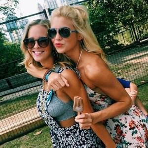 Meet your Posher, Carla