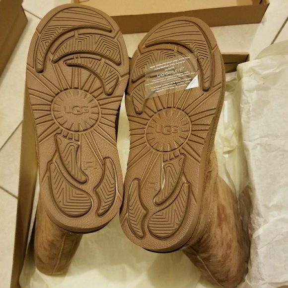 UGG Women's Alber Suede Chestnut BOOTS Size 5 - Picture 5 of 7