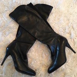Stuart Weitzman boots