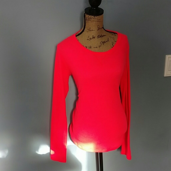 Women's  thermal under armour top