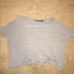 Brandy Melville Cropped v neck