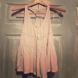 White American Eagle tank top