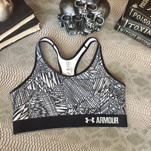Under Armour Other - ❤Sale❤Under Armour mid impact support bra