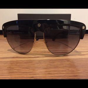 Tom Ford Sunglasses - Like New!