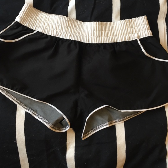 Water shorts cover up! - Picture 1 of 3