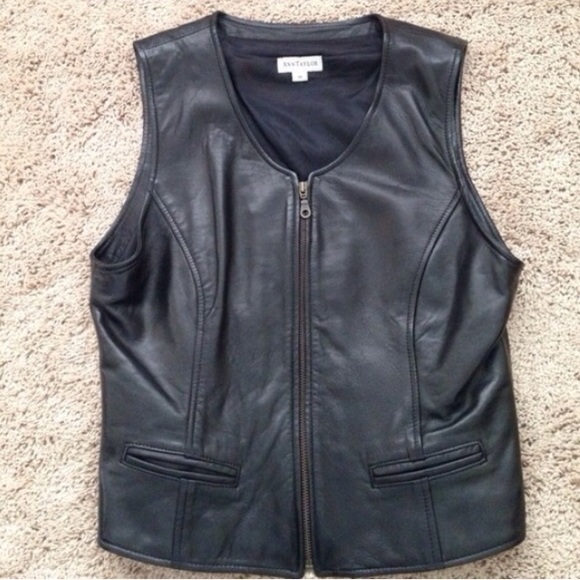 🎉HOST PICK🎉Ann Taylor Leather Vest - Picture 2 of 4