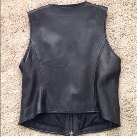 🎉HOST PICK🎉Ann Taylor Leather Vest - Picture 3 of 4