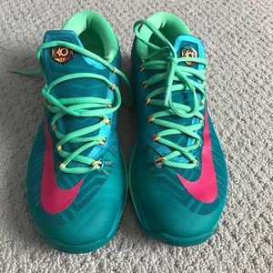 Mint condition KD elite