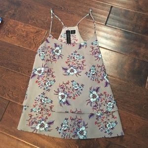 Floral gray tank med