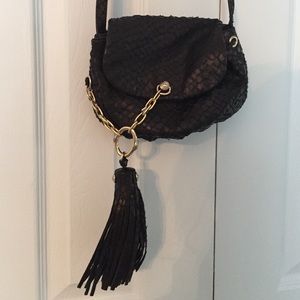 Henri Bendel cross body satchel