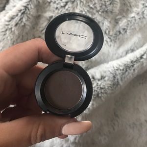 Mac Eyeshadow "Brun"