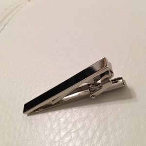 Tie Bar from the Tie Bar