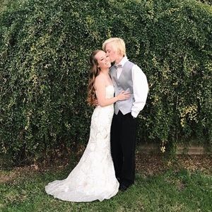 BEAUTIFUL CAMILLE LA VIE JOVANI WEDDING PROM DRESS