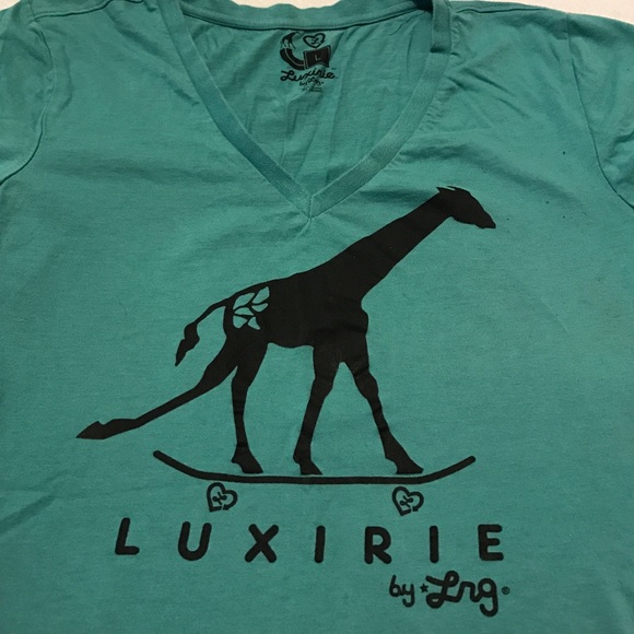 Luxirie By LRG Tee