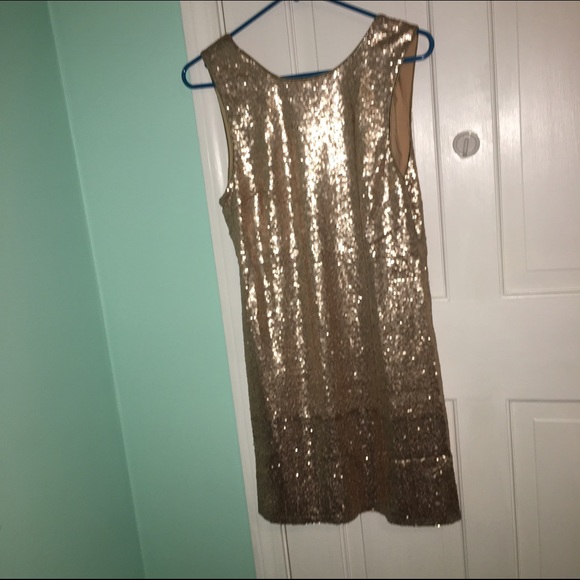 New Year's Eve gold sequin shift dress - Picture 4 of 4