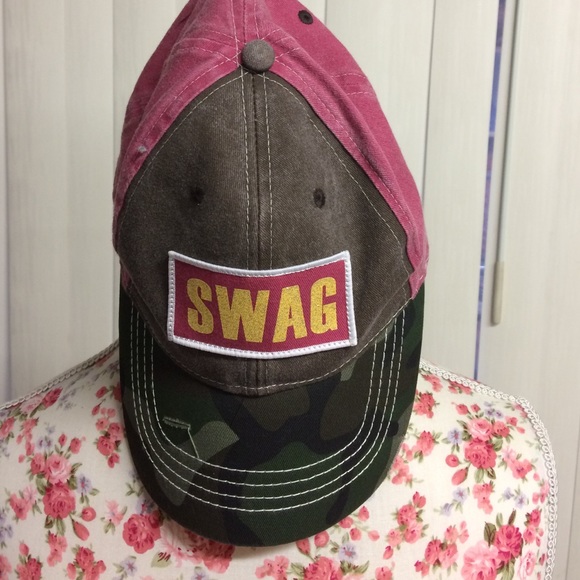 Baseball cap bundle