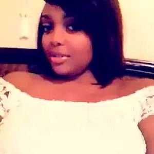 Meet your Posher, Deshinelle