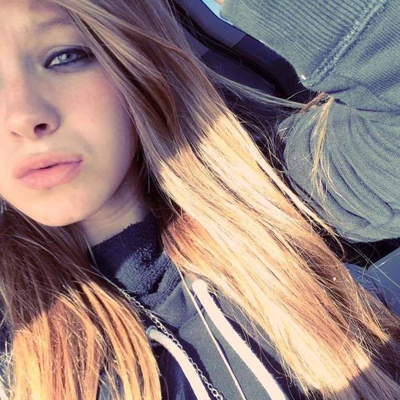 Meet your Posher, Holly