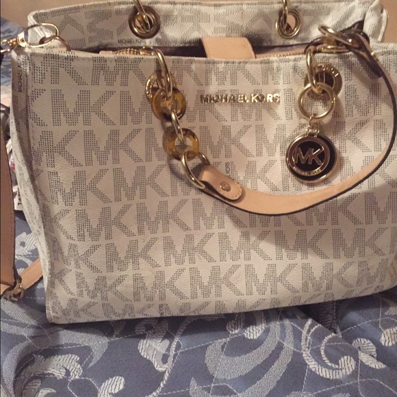 SOLD - Picture 1 of 3