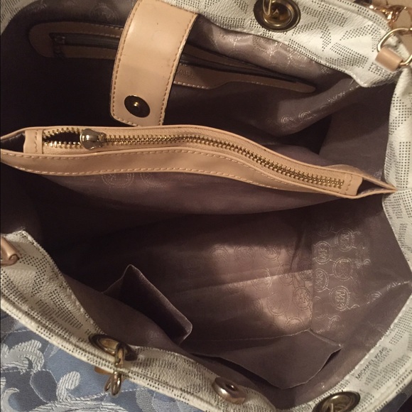 SOLD - Picture 3 of 3